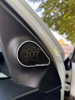 برچسب قاب تیوتر پژو 206 و 207-نوشته پژو(جفتی) - Image 3